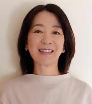 Sinsational Smile Junko Kamioka,  